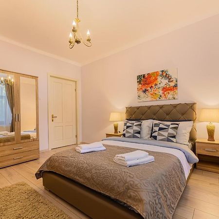 Chic&View Brasov Apartment Kültér fotó